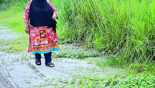 Vlog seks gadis muslim cantik pantat montok di resor hutan