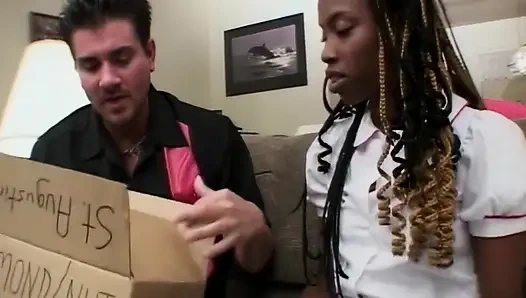 Оргазм из Ahegao с языком от грубого долбежа на диване