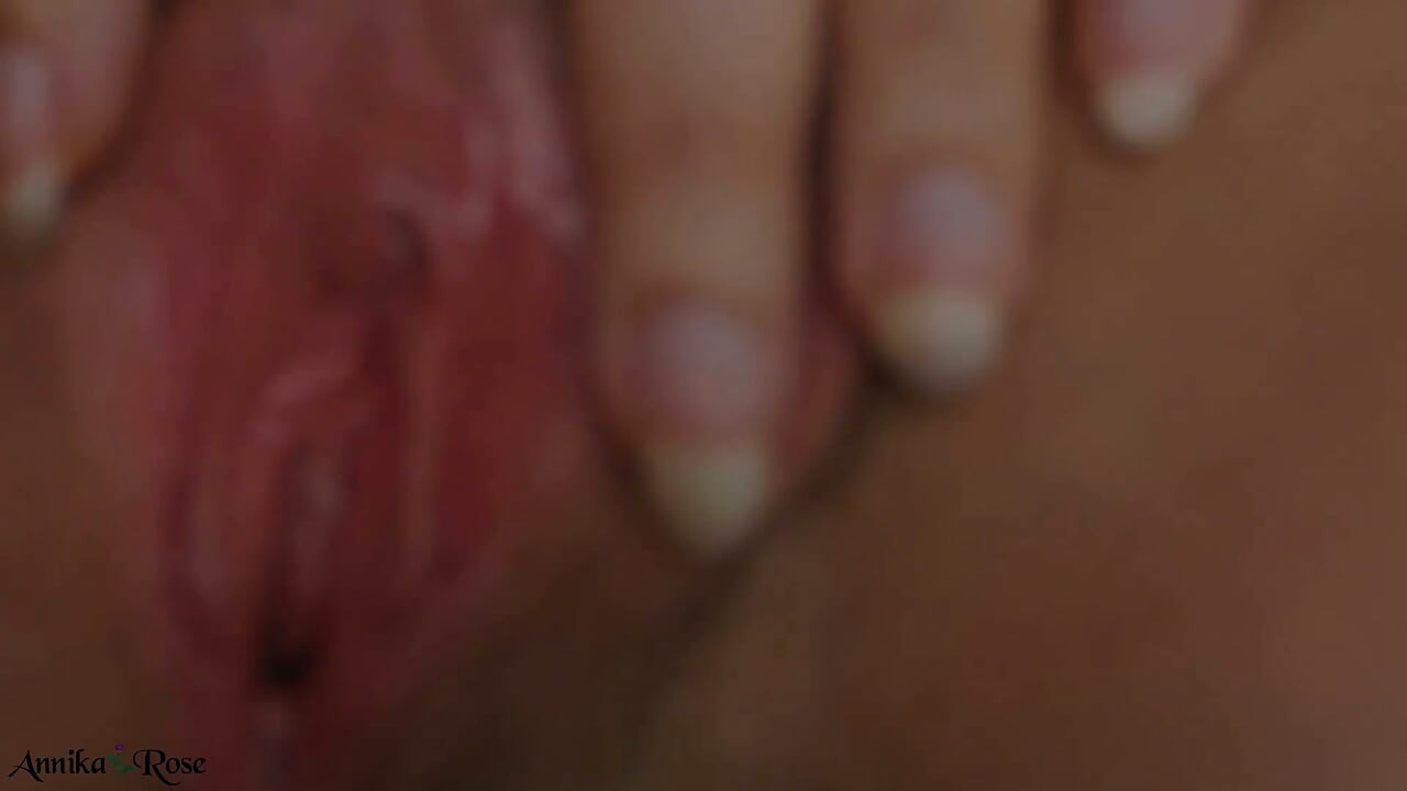Orgasm in Granny Panties