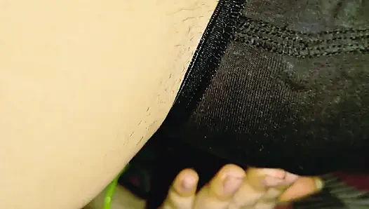 Stiefschwester fingert sich selbst