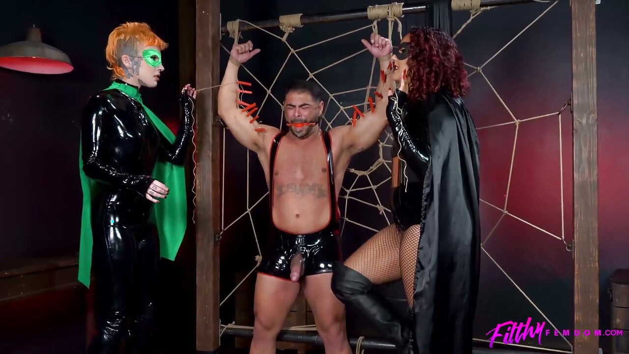 Hardcore Babes Daisy Ducati And Little Spittle Make Dude Moan In BDSM