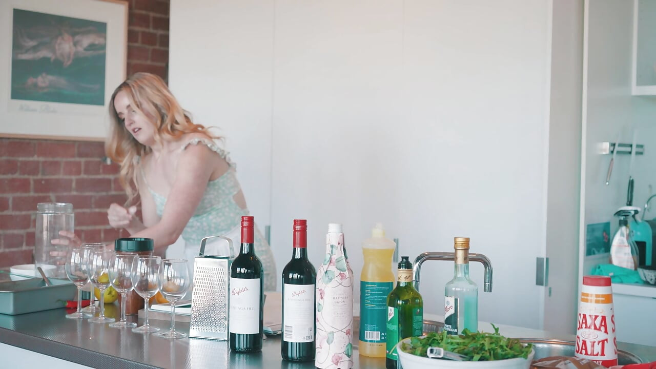 Dine Featuring Charlie Forde, Nova Hawthorne, Woody Alyx, Violet Devine, Leo Vargrsson, Trixie Monroe