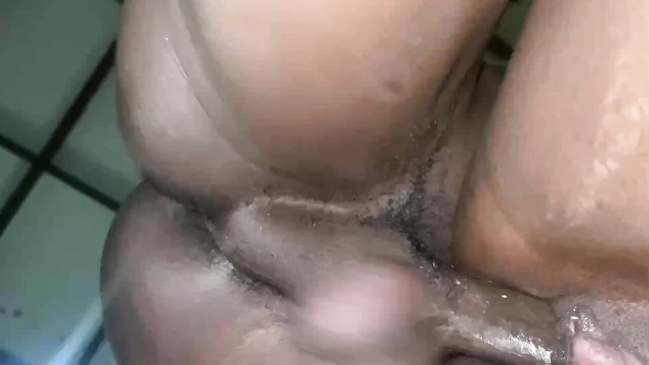 नामांकन Xxx, मेरी सहपाठी लड़की उसे मेरा लंड पसंद करती है क्योंकि मैंने उसकी चूत को इस तरह से चोदा