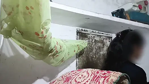 Pacar Audio Hindi Yang Jernih Datang Untuk Memberi Selamat Untuk Ponsel Baru Dan Disetubuhi Secara Kasar