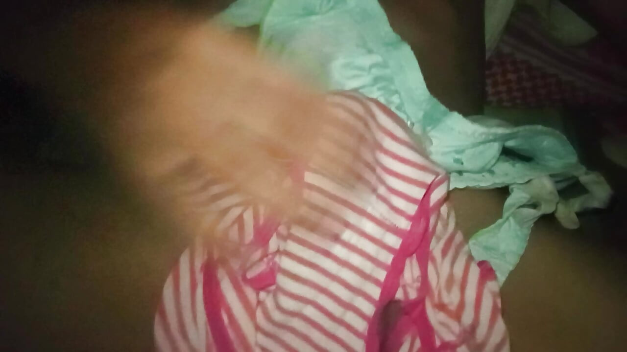 Titas panty masturbate solo horny