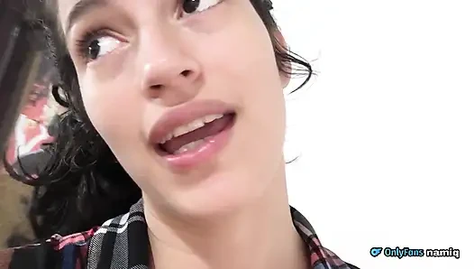 Ich helfe meiner nachbarin bei ihrer putzfrau, ich ficke sie den ganzen tag