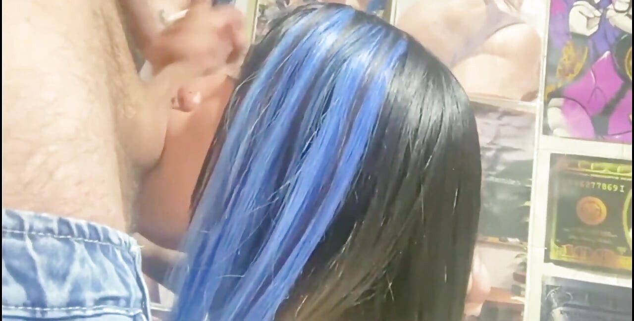 Fucking Me, Little Slut, She Can't Hold Back Her Desires and Even Though Her Mom Punishes Her, She Always Escapes so I Can Fuck