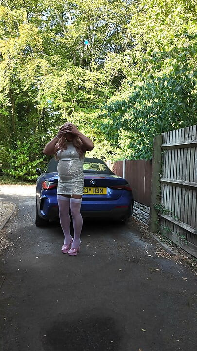 Crossdresser kellycd2022 in sexy white stockings and heels