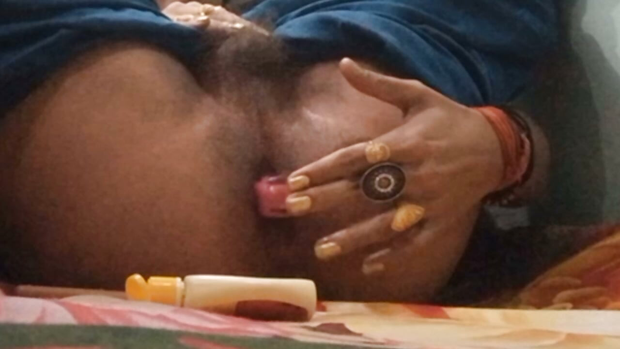INDIAN Crossdresser Trans ( SHEMALE ) Ass Fuck Self Fuck