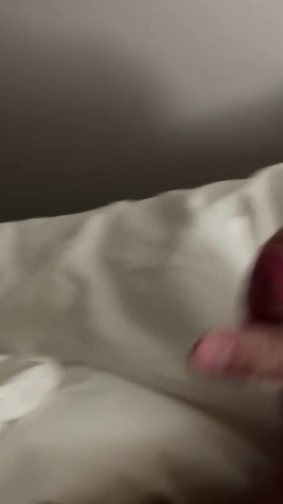Orgasmo arruinado afiando meu pau