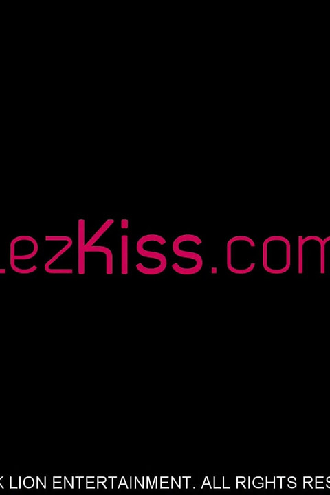 Lezkiss çarpıcı Avrupalı lezbiyenler çok samimi oluyor