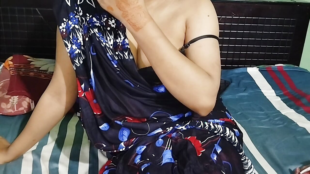 Newly married wife hard fuck in first night