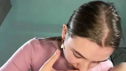 Jucielussie Cam sitting and real orgasm