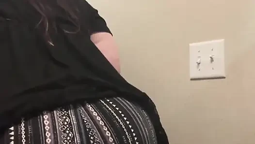 Leggings Fart Compilation 2: Gassy BBW Girl Rips in Tight Pants by Bella Blast