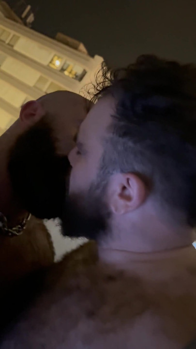 Hairy Bear Dominates: Hot Tub Oral, Rimming, Mutual Edging
