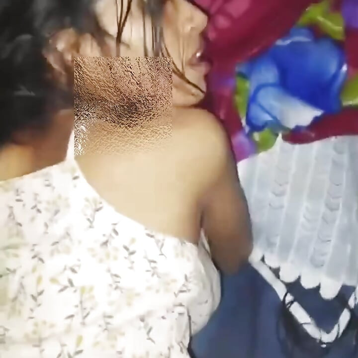 夜中のセックスと大きな喘ぎ声