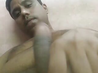 #Indian pornoster Ravi Ravi zware cumshoot zelf ondiep