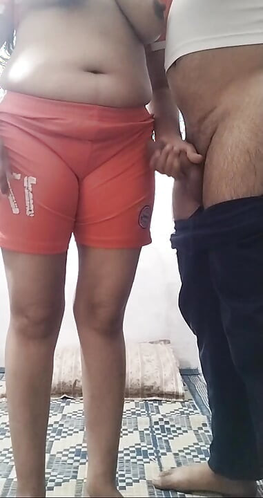 Filme noi - fată pakistaneză mă așteaptă