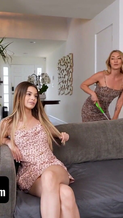FreeUse Household - It's That Time Of The Month So The Virgin 18yrs Old Step-Daughter Steps In | Clip 2