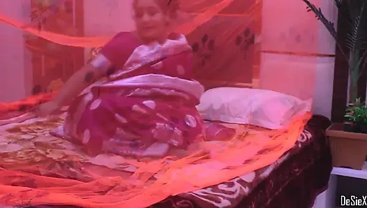 Замуженую пару трахнули ночью, хинди аудио