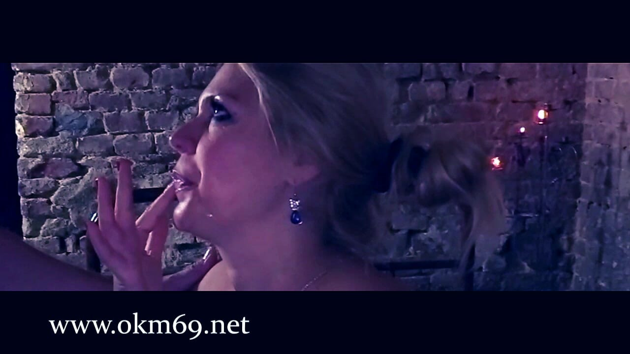 Vicky Wilfing sucking in the OKM69 GangBangClub