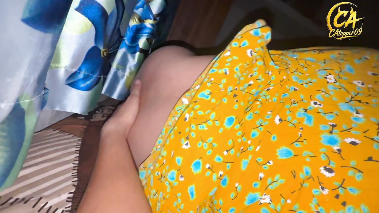 Indisk Kone Gør Et Sjusket Blowjob Til Erotisk Fuck Doggy Style