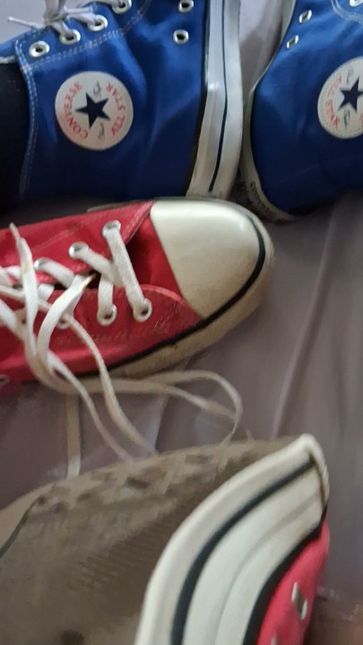Kinky Red converse all star
