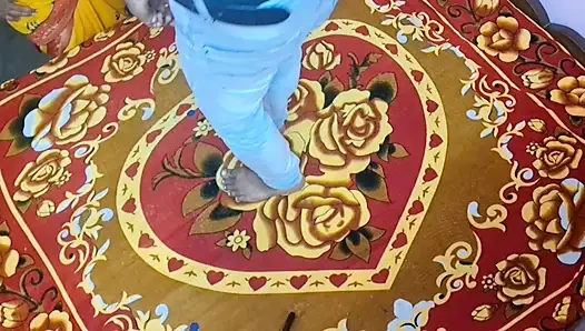 Горячую сексуальную бхабхи трахнули