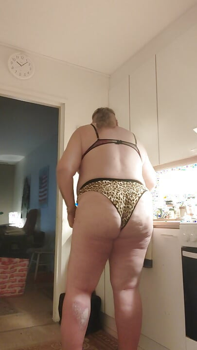 갱스타즈 섹시 통통한 엉덩이와 찐 젖탱이