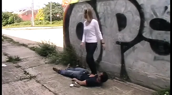 Trampling on cold and hard stone ground