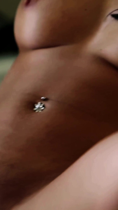 Mia manarote memulai hari lingnya langsung | Klip 2