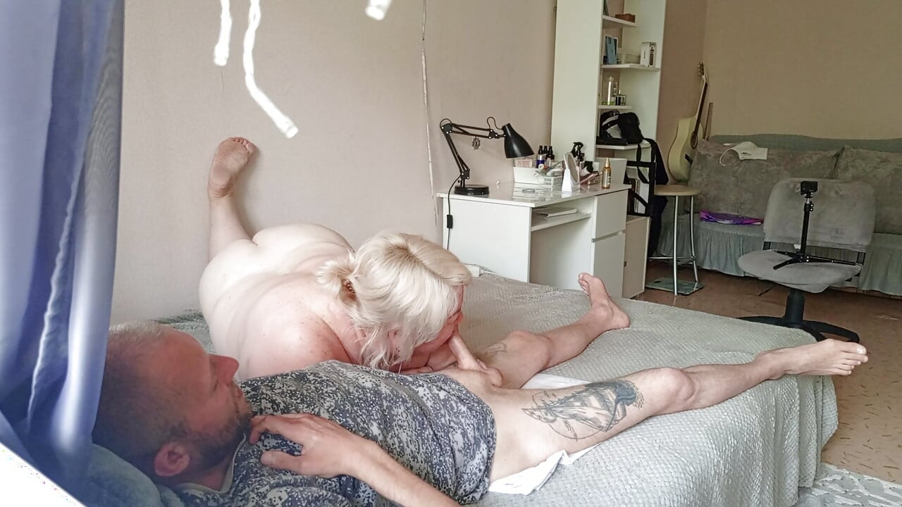 the neighbor grinds my cock with her mouth and gets a portion of hot cum in it
