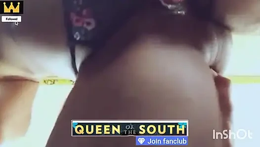 Wild Like an Animal - Eating, Sucking N Licking a Beautiful Womans Pussy