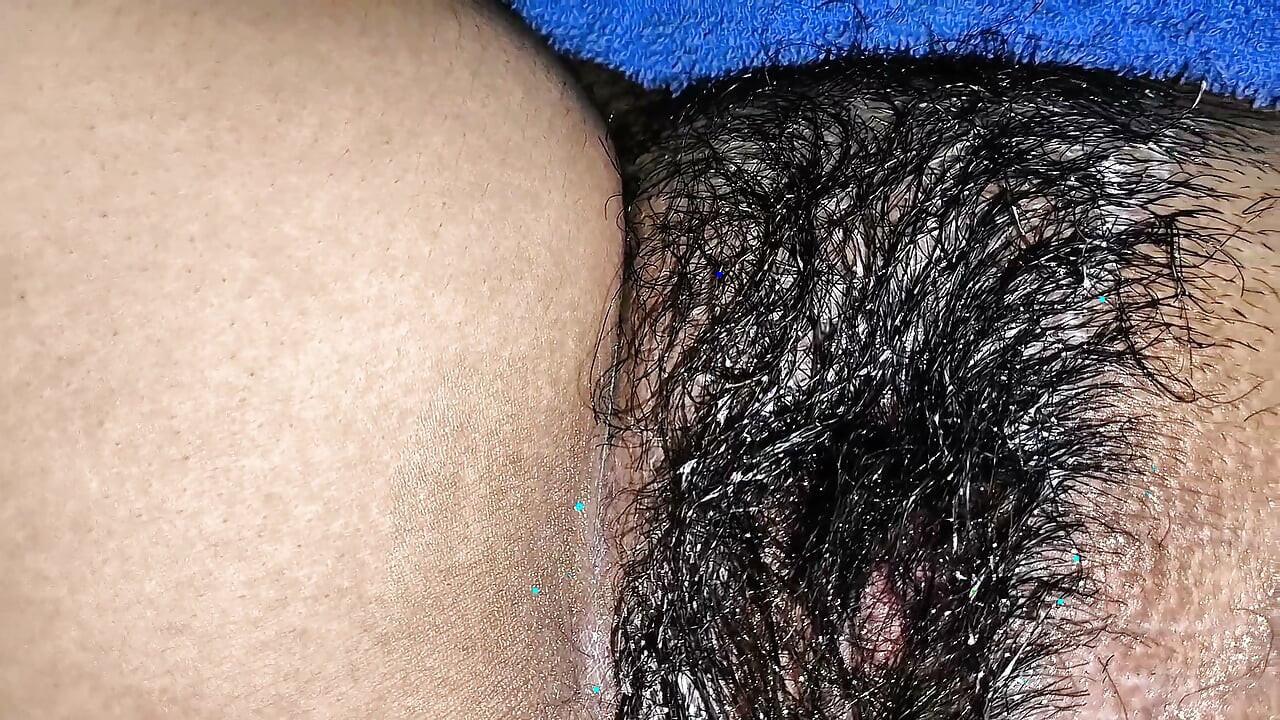 Waxing hairy vagina part 2