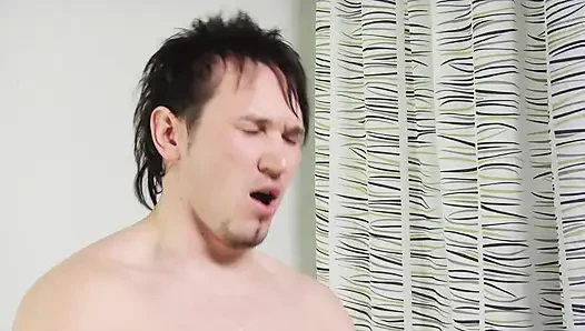 Götümü yala ve büyük yarağımı em, azgın kaltak!!