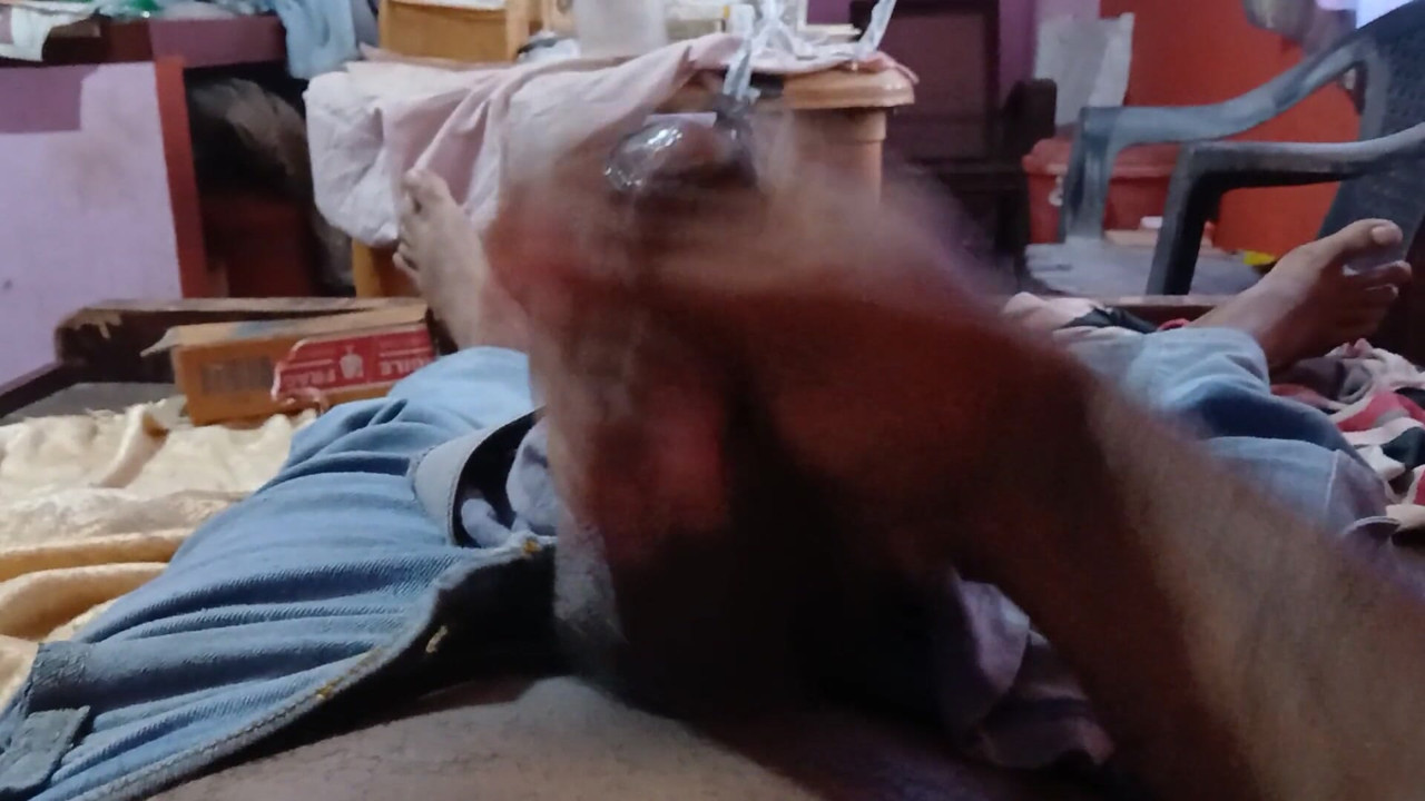 Amateur solo dick stroking session in bedDaddy dick amateur masturbation hand job Big Daddy dick amateur masturbation Part 3 Ama