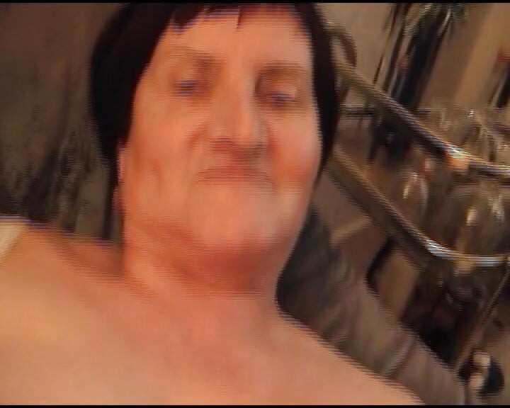 Redhead German granny gets a facial after hot fuck