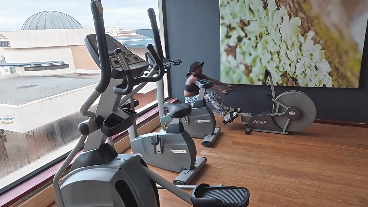 땀, 미소 그리고 룸키 꿈을 꾸다