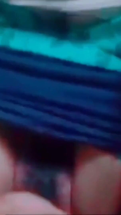 Desi girlfriend is playing fiercely with her pussy, the video is from here. Indian with beautiful figure in the video | Clip 1