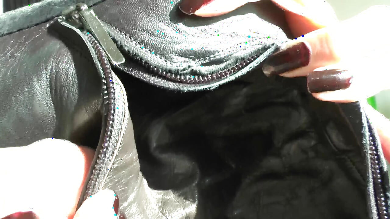 私の黒いブーツと足の匂いを嗅いで、イッて!レディ・ヴィクトリア・ヴァレンテ