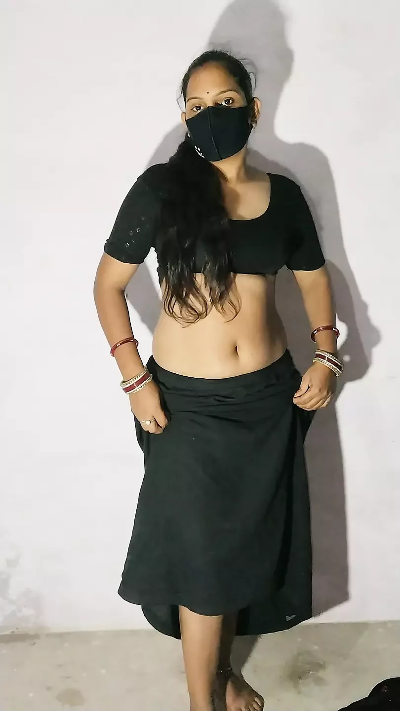 Desi hotwife remove dress part 1