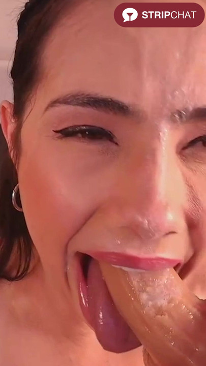 Hot Brunette Gives Messy Deepthroat and Gagging Blowjob - Mia_gag_