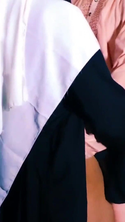 hijabi hot mohila pa kadhe tule sex bangla gali o kotha soho | Clip 1
