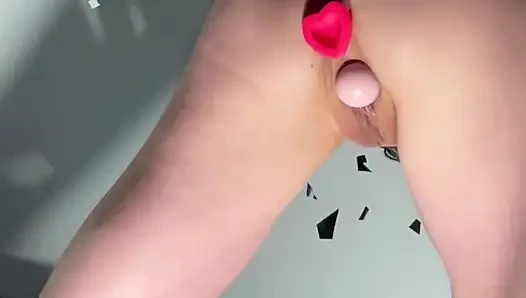 Lil Fun dengan Butt Plug