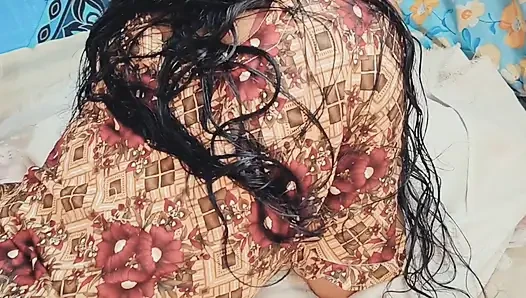 and Fucked with Ex in HDesi Bhabi Cheated Her Husbandotel