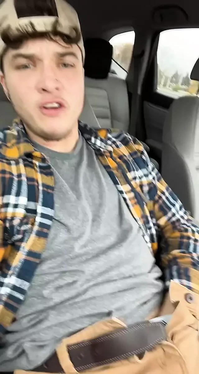 Bryce masturbating quick in car