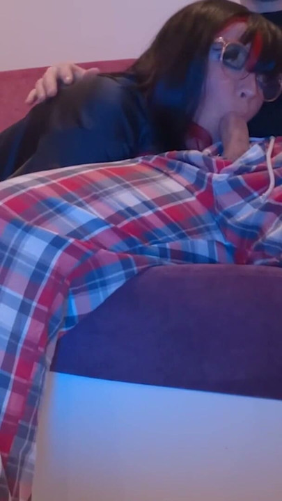 Nevlastní syn používá ústa nevlastní matky | Klipy 1