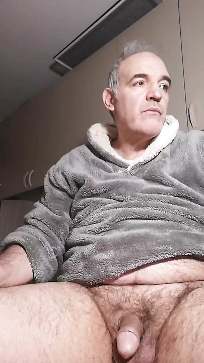 February 10 Online Evening Show with Cumshot in Your Face!