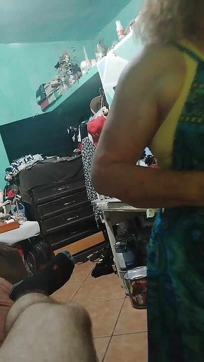 Dengan ibu tiri pada orang pertama