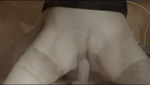 2 Szenen: Junges Mädchen Und MILF Gefickt, Footjob Und Creampie